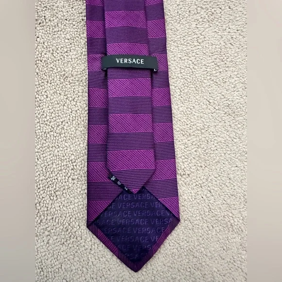 Authentic Versace Tie - Picture 2 of 3